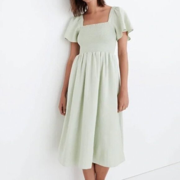 Madewell Dresses & Skirts - Madewell Sage Green Lucie Smocked Dress with Pockets - Size XL